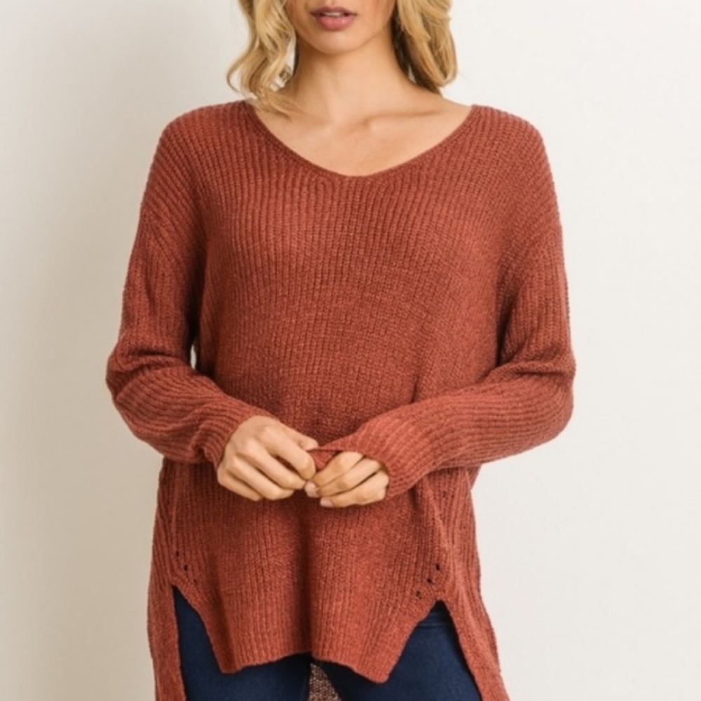 GILLI Burnt Orange Rust Hi Lo V Neck Sweater NWT - Picture 3 of 7